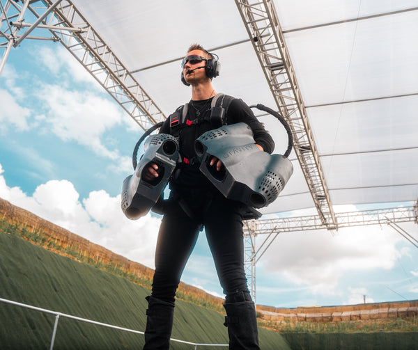 I Flew a Real 1300HP Jet Suit with Gravity Industries – And Captured the Whole Thing | Louis Skupien